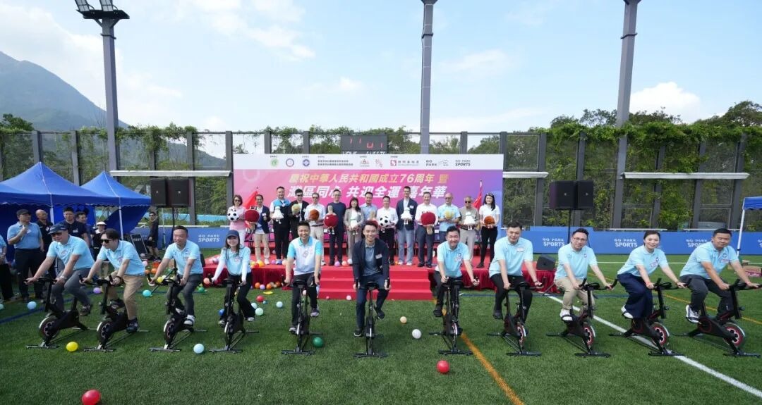 记者：德温特想踢欧冠，他依然优先考虑加盟国米